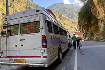 Shimla Lake Tempo Traveller